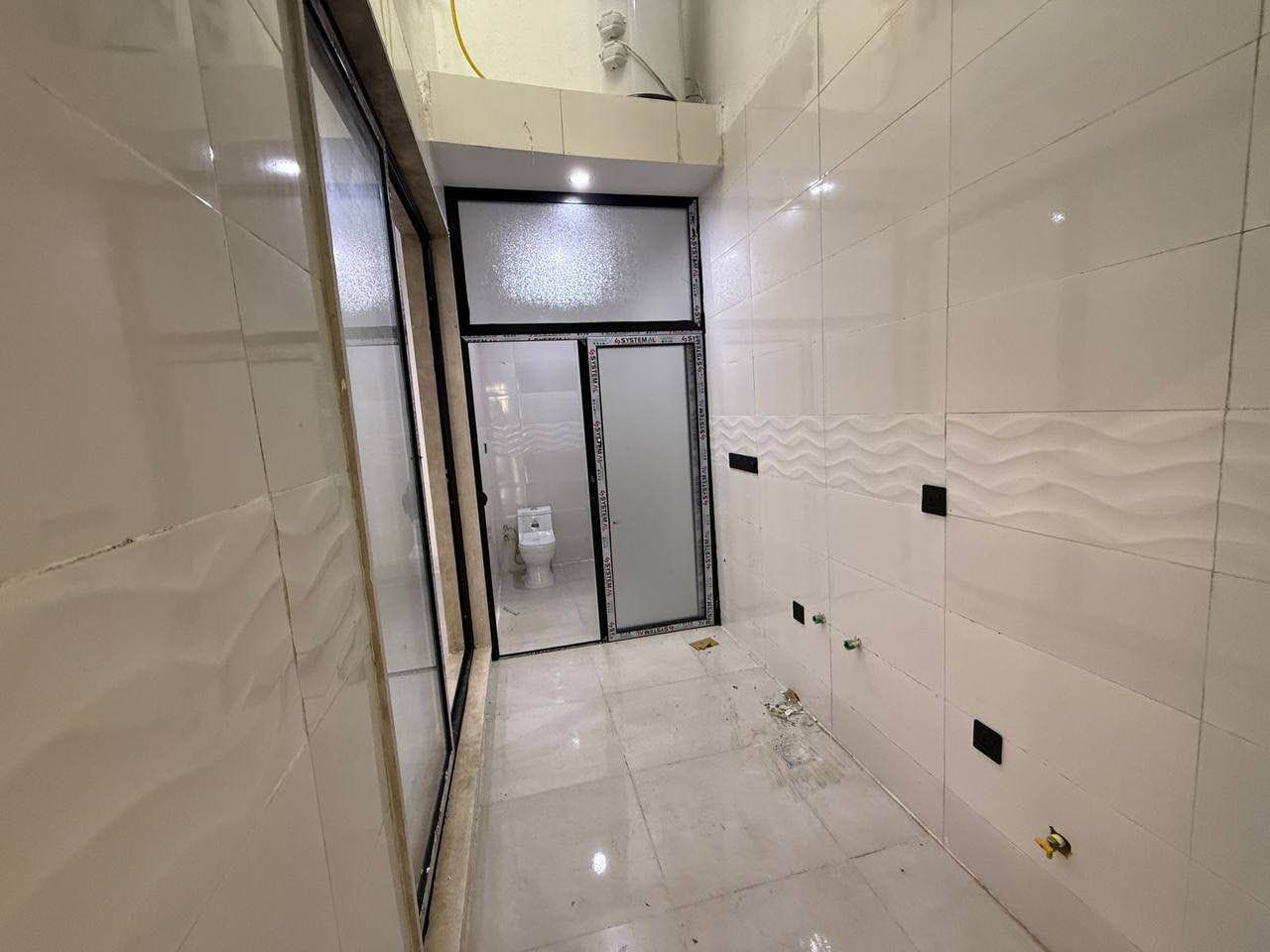 كود اعلان7/80
🔸سند طابو يتسجل بإسم اي عراقي
📍أربيل- منزلين لبيع حي باداوه قرب شارع 100M ع شارع 15M 
➖مساحة 110M+110 طابقين 
يتكون⤵️
➖3غرف نوم 
➖استقبال-صاله-مطبخ-مجموعه صحيات-كراج
للتواصل 📞
***********
***********
***********
**************
في حال لم يتوافق العقار مع رغبتكم او لم يكن بقدر امكانيتكم زوروا موقعنا على تلكرام للتصفح على اكثر عدد من العقارات المتوفرة 
https://t.me/muhemenalkhalid أربيل, العراق
