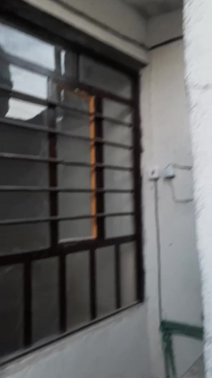 دار للبيع جسر ديالى القديم شارع الحدادين مقابل عمارة الدفاعي طابو زراعي سند 25 المساحه 60 البناء حديث 2024. تلفون ***********
