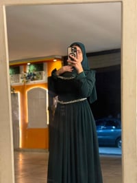 ملابس • زيتوني • شيك