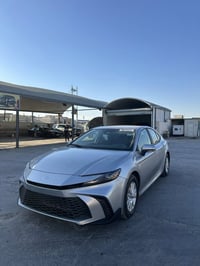 كامري هايبرد • ٢٠٢٥ • وارد امريكي