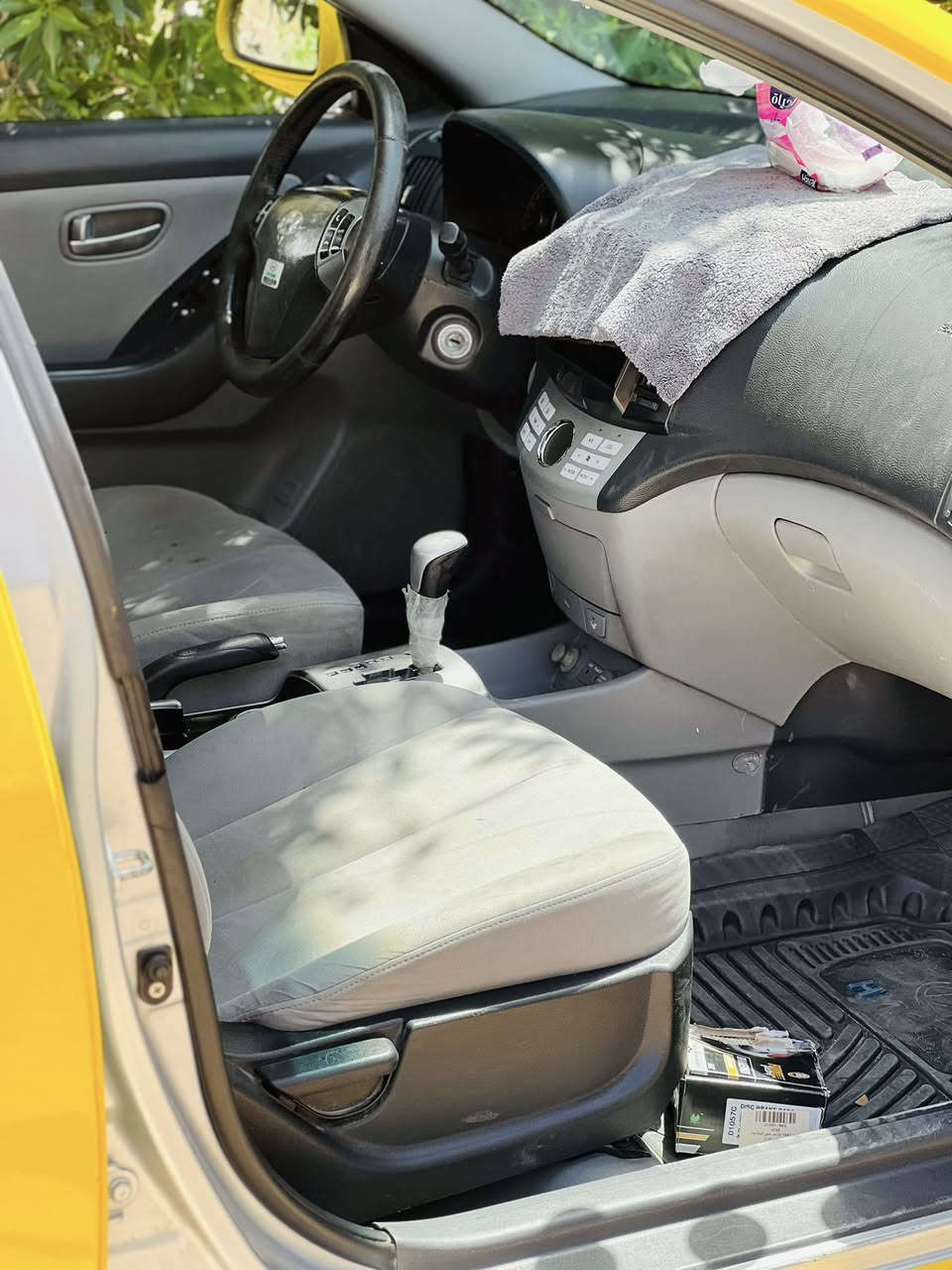 الانترا ٢٠١١ متومه طبق الاصل 
جاهزه من كلشي 
تخم جديد 
تريد ثلج 
جاهزه  من كل نواحي ربع ماذب عليها 

سعر ٤٢ بيها مجال قليل 

رقم. ***********
