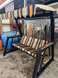 يعلن ديكورات سروك حداد ⚒️  تخفيض بسعر مراجيح 200الف بدال 350 077544133...