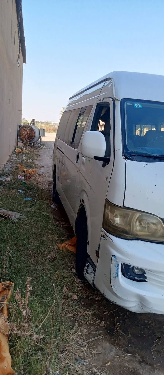سلام عليكم جنبيH2 كشر شويه تعبان مكينه لا تنقيص لا تبخير ناعمه كير دهن جديد اكسل ودهن جديد صدر نص عمر بريك كامل جديد بيها مشط ستيرن كايم بس كلج جديد  تايرات زوج جديد وزوج نص عمر كهربائيات زينه  سياره تحويل صافي مكان يوسفيه سعر 75وبيها مجال رقم ***********
