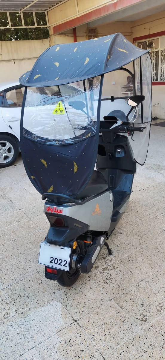 ماطور شحن 5 بطاريات شحنو خير من الله الماطور حيل نضيف 500 وبي مجال ***********
