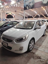 ٢٠١٤ • ١٦٠٠ • فتحة