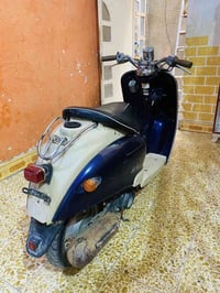 دراجه مصريه جديده شرط الفحص مامفتوحه السعر ٤٥٠ وبيها مجال ٠٧٨٤٤٣٨٨٩٢٨