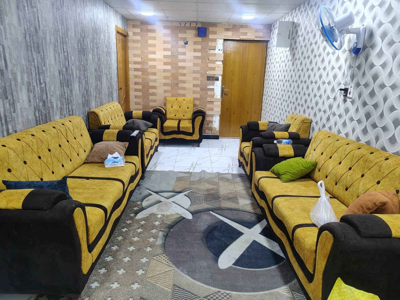 طخم للبيع بصره تنومه مستعجل عل بيع ***********
