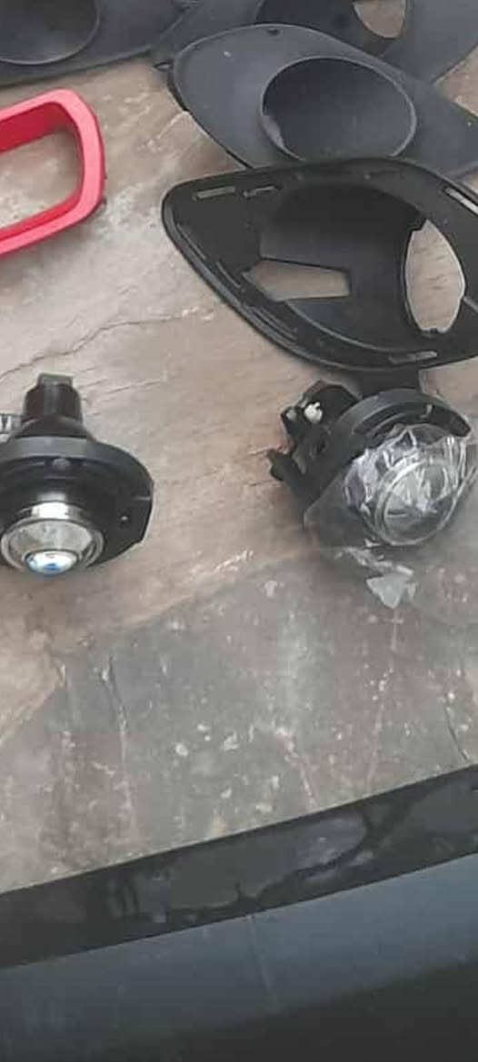 السلام عليكم شباب غراض مال تشارجر من 15 للعشرين للبيع ومناسبات رقم الموبايل ***********
