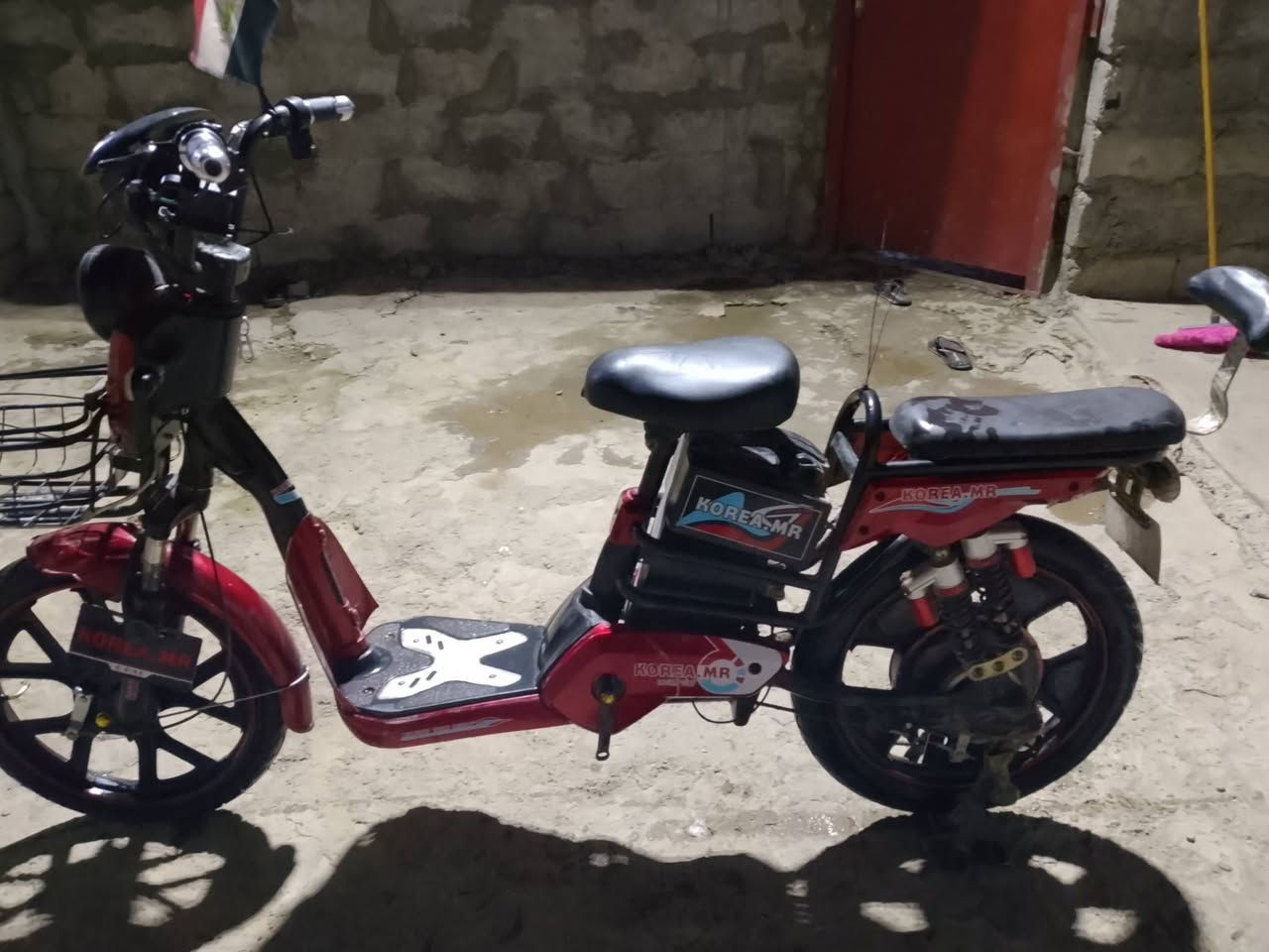 السلام عليكم يوجد ماطورشحن للبيع شقال كامل امكمل السعر ***********
