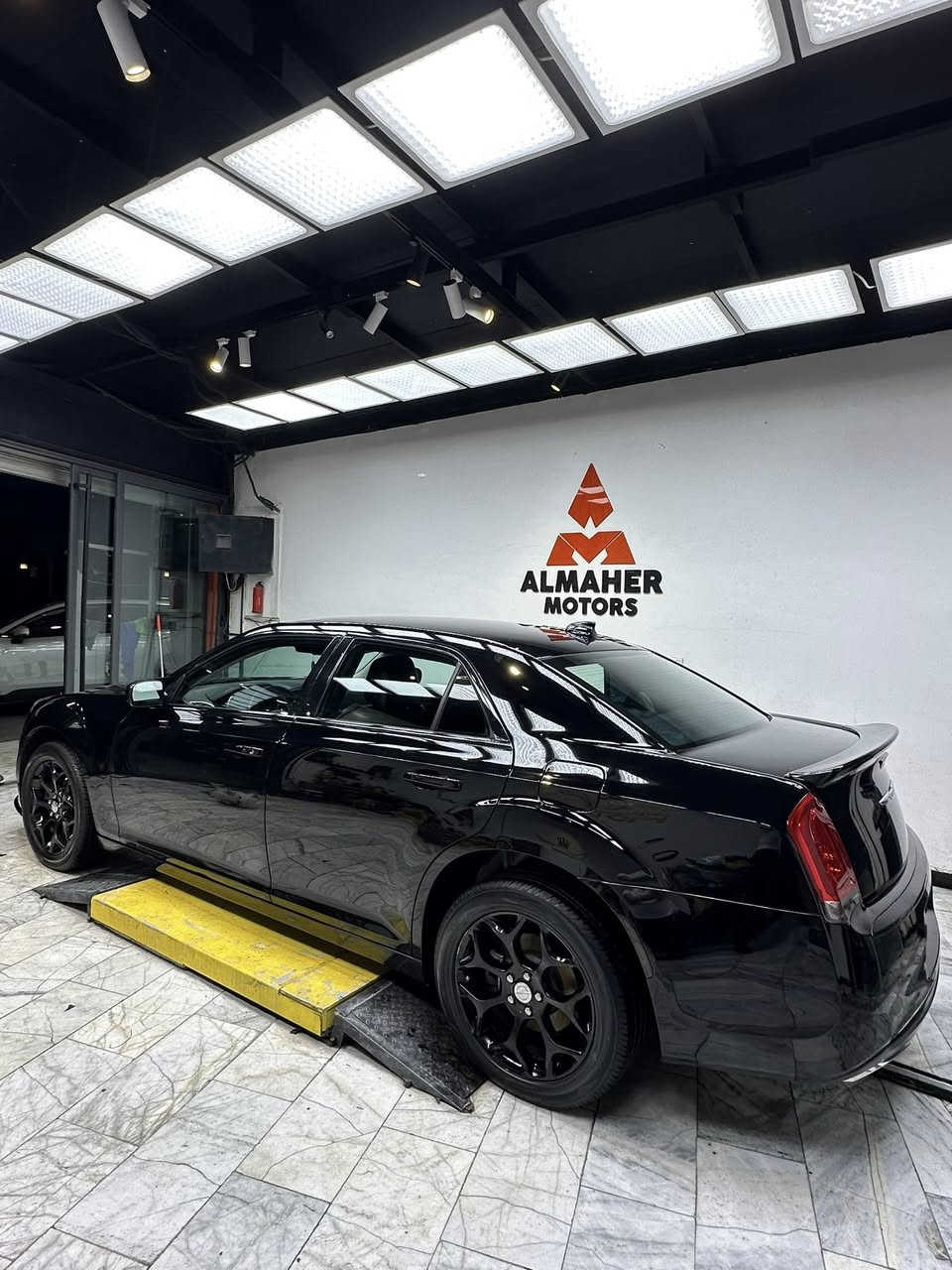 🖤‼️كـــرايسلر اوبامــــا 18(300)الشايـــــب‼️
⚜️وارد كندي 

⚜️حادثها ربع جاملغ امامي جهة السايق وشفه البنيد ، صور الحادث راسلني ادزلك ( حادثها تافه مواصل دواخل ولا بدنه ولا مراوح)

⚜️كشنات كهربائيه جلد 

⚜️تحكمات ستيرن 

⚜️شاشه وسطيه
 
⚜️مثبت سرعه 

⚜️مانع تزحلق (تركشن)

⚜️عليها منضومه اضاءه LED عاليه الجوده وبضمان ٣ سنوات 

⚜️صدر حداديه كامله مكمله وبيها ضمان الصدر كذالك ٣سنوات مدفوعه القيمه (يعني اي قطعه صدر توكع عندك تروح مجاني تبدلها وترجع على وصل الضمان البيها )

⚜️سياره نظيفه وجاهزه وبالعافيه للياخذها 

⚜️تحويل مباشر السياره بـ اسمي يوم ثاني يوم
 
⚜️السعر200$مجال بسيط حك الجيه 

 

موقعها : بغداد / ابو غريب 
للاستفسار الاتصال او مراسله على الرقم ***********
