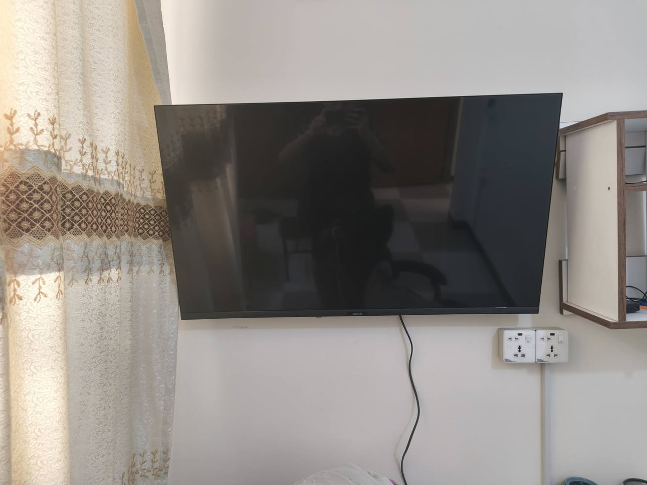 بلي فور سلم نص تيره الجهاز نظيف ما مفتوح اونلاين الجهاز يجي وياه ملحقات قاعده سماعات دراكون الاصليه يدات ثلاث ثنين تجاري جدد وحده اصليه مال بلي مع يوبي اس كيبل HD  
المكان الدوره السعر 300 الف وبيه مجال 
للاستفسار ***********

