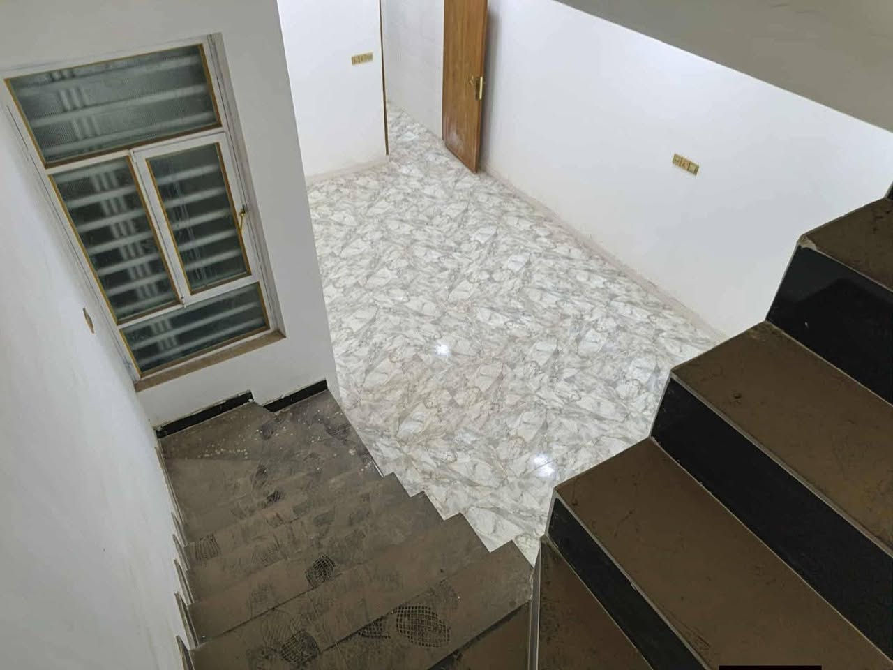 #شقه_للايجار العنوان 📍 
 حي الزيتون قرب عمارات الزيتون 
بناء جديد مامسكون 
تحتوي ع غرفه وصاله ومطبخ وصحيات ✅ 
 #للاستفسار 
او مراسله الصفحة أو واتساب او الاتصال ع الأرقام التأليه 
   ***********
https://wa.me/message/54I3LYHRG7YFG1
#العفلوگي_للعقار_اكبر_بيج_عقارات_في_الديوانية
#بيت #دار #عقار #ارض #الديوانية
