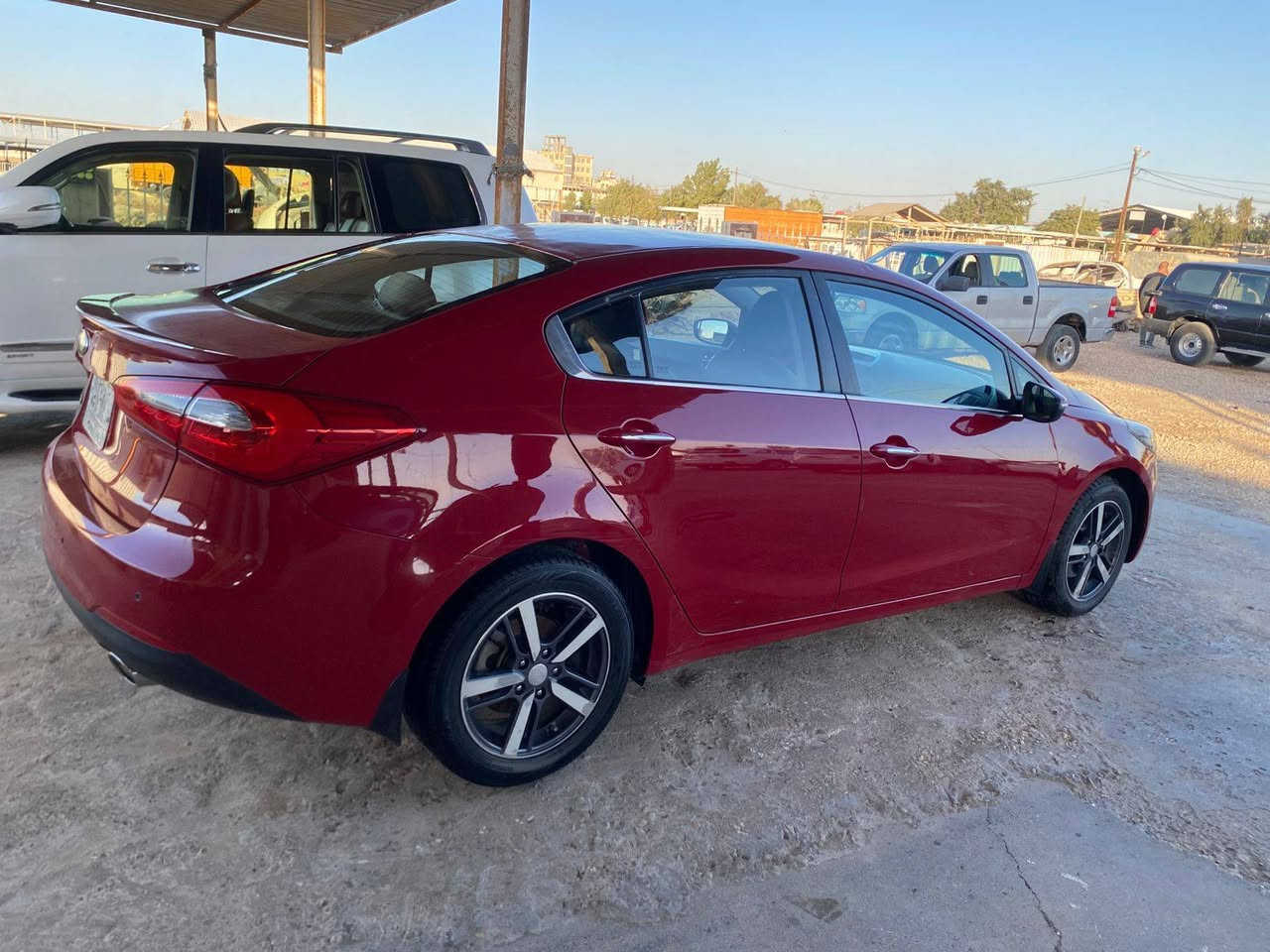 للبيع سيراتو 2013 شكل 16 خليجي كفاله عامه من كلشي سياره جديده مكينه كير حداديه تخم تاير تبريد كله شرط ع وضع شركه سياره ماشيه 180 سياره موصفات لد امامي خلفي ويل كروم تبريد قطعتين حساس شاشه كامره شفت ستيرن سياره رقم بغداد بسمنا مشروع وطني السعر 123 وبي مجال لشراي مكان سماوه مركز ***********
