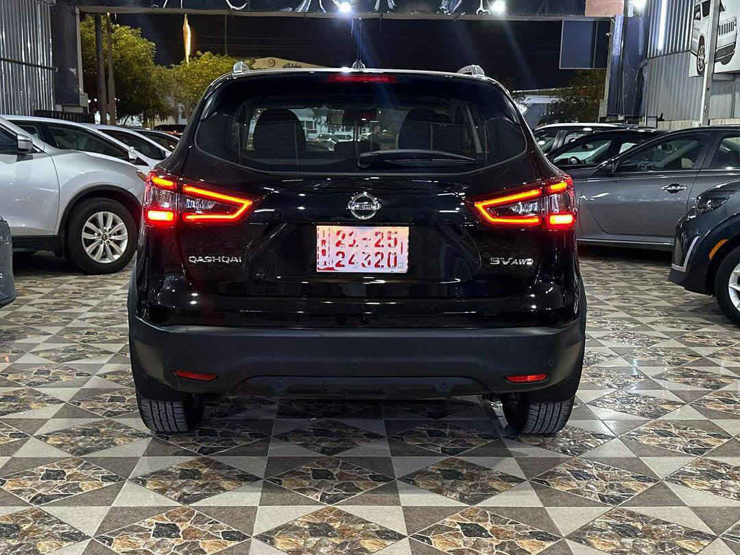 روج قشقاي  SV AWD
موديل : 2023
العداد : 25 الف مايل
مواصفات : 
_ محرك 4 / 2000
_بصمة
_ تشغيل بصمة
_ سلايت
_رادار امامي و جانبي 
_ تحديد مسار
_حساس خلفي توقف ذاتي عند رجوع الي خلف 
_ شاشة كبيرة
_ كامره دوار 
_ نظام ايكو + سبورت
_فول تحكم ستيرن
_ لايت ليد نهاري
_ ويل كروم
ضررها : شبر بونيد صبغ ايربكات سليمة صور ضررها داخل المنشور 
رقم كاتي :  تترقم إربيل _ سليمانية كلفة رقم 16 ورقة 
السعر : 175  بدون رقم بي
***********
