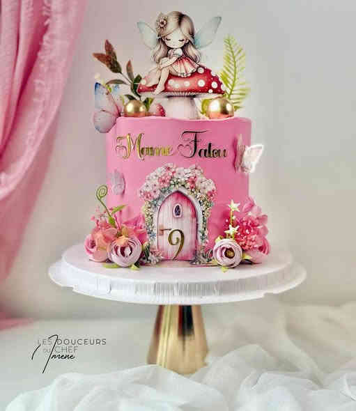 اجهز كيك الجميع المناسبات الحجز على رقم واتساب ***********
