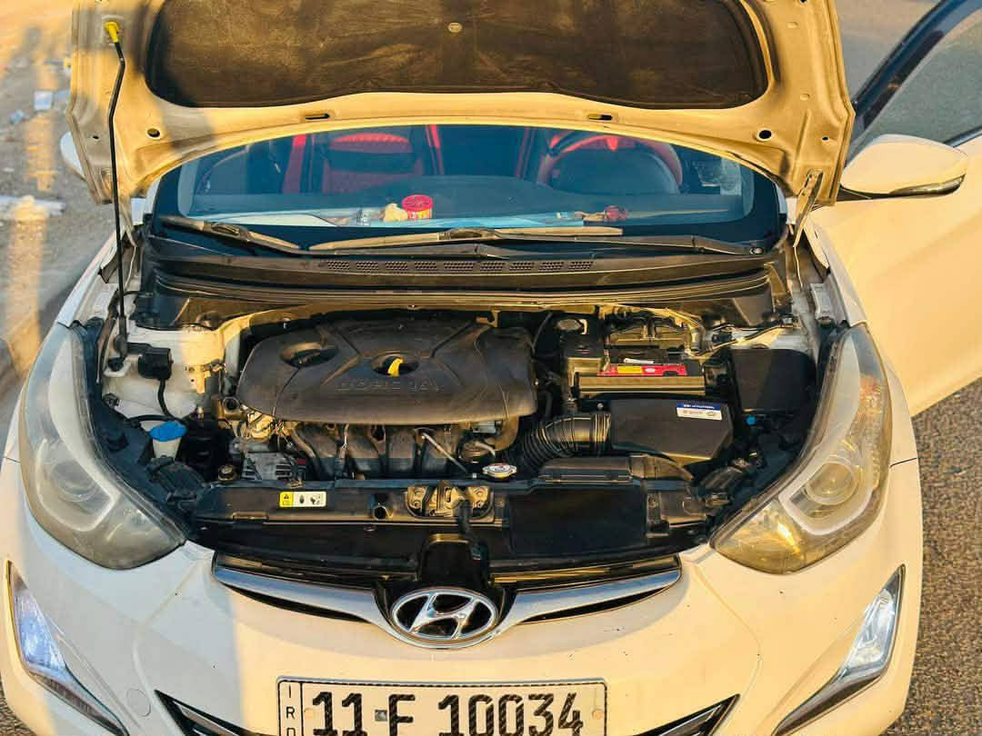 السلام عليكم
النترا GLS اعلى فئة 
موديل 2014  
بصمة وحساسات وفتحة وبعد هواي شغلات 
 ميحتاج احجي عن المواصفات الجناي يعرف  
السيارة كير مكينة مكفول وعلى فحص وين ميعجبك
الضرر
فقط صبغ باب سائق  وربع خلف باب سائق
مكانها بغداد حي الجهاد 
 بي واتساب ايضا ***********
