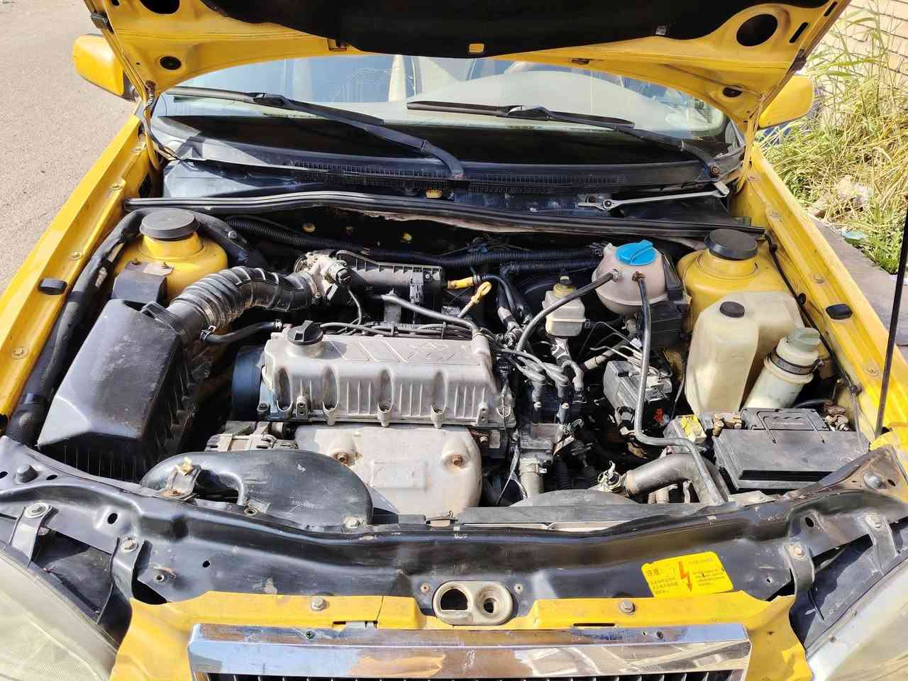 سلام عليكم شيري كوين موديل ٢٠١١ سياره الكشر كدام العين ومكينه وكير صدر امامي خلفي كله جديد تايرات نضاف دوشمه جديده سياره خير من الله قبل سبوع بدلت كير مال حاويه  وخير من الله كلج جديد طبي نقصه بس مشط ستيرن  صدر كله جديد قبل جمعتين مسوي سياره والله خير من الله لا غرامات ولا هيئه كله مصفره سنويه ال ٢٠٣٠  سياره بسمي كبل احولك رقم جديد وهزه جديده سعره ٣٥ وبيه مجال الطيبين  *********** هاذه رقمي بس واتساب بي
