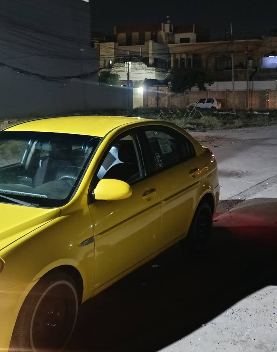 اكسنت 2010 رقم نينوى اجنبي شرط التحويل
🟡كابون بانزين بيه ضخم جديد باتري جديد 
🟡السياره جاحزه على اخر حبه 
🟡محرك 16 اصلي مو تحوير 
🟡وكير توماتيك هم اصلي 
🟡وارد كوري ضرره 
🟡بوند وجاملغ بيه داخل 
🟡خارجه نضيف وداخله هم نضيف 
🟡السعر 85 قفل قفل قفل شاري 
⚫***********
⚫***********
🟠 ملاحضه:  مراوس حسب القناعه
