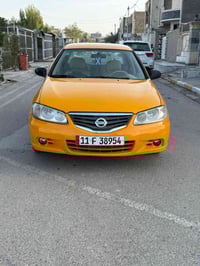 سني ياباني 2011 محرك 1800 قبغ اسود كير ومحرك مكفولات صدر نضيف تخم تاير...