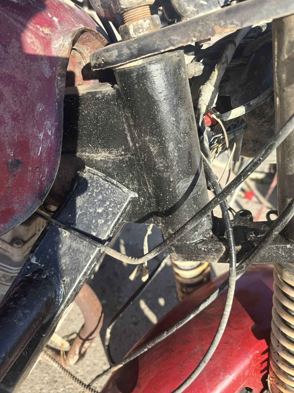 ستوته للبيع دايوان بيها ورقه واحده بس العنوان بعقوبه التحرير السعر 800 وبيها مجال الشراي يتصل على الرقم***********
