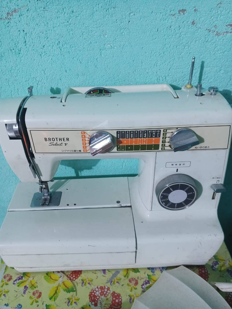 مكينه شغال للبيع السعر 90 الف مكان القرنه بهورسعد ***********
