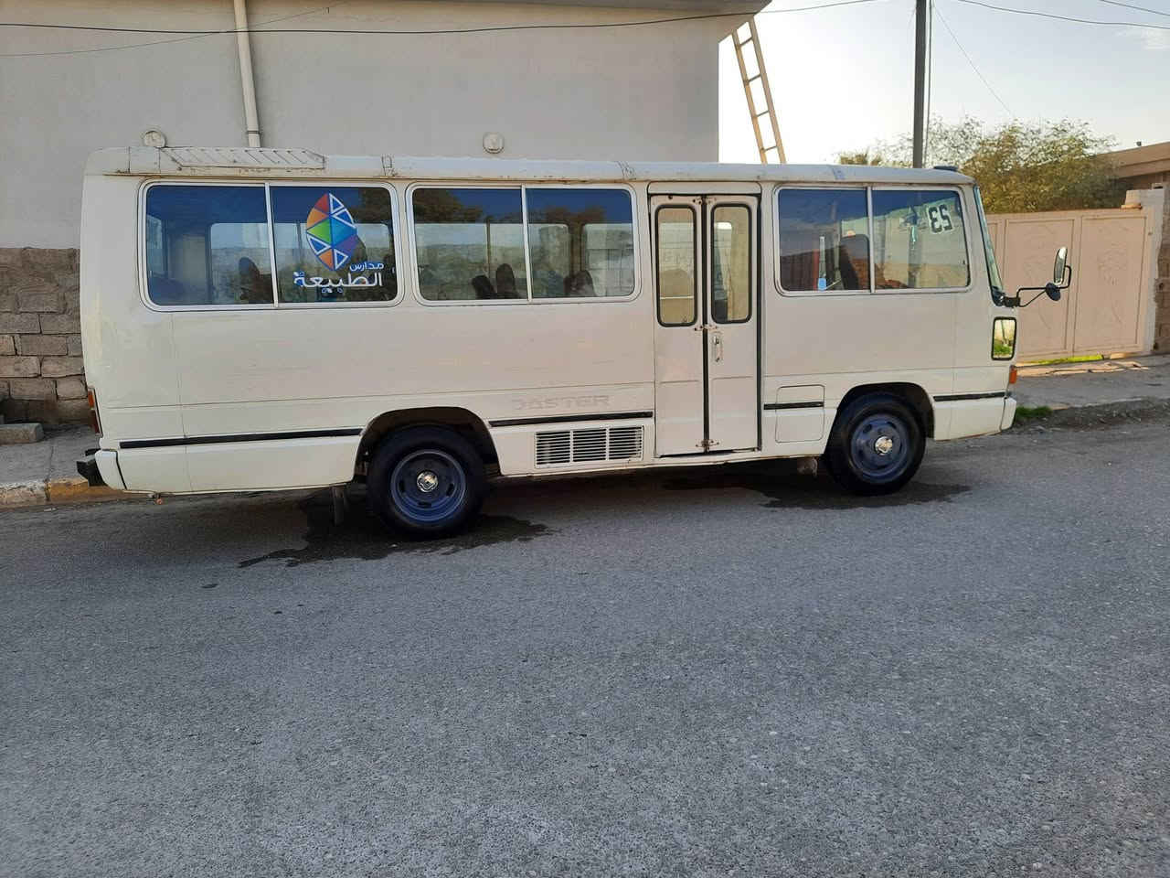 بۆ فرۆشتن ،
کۆستر تووێتە گاز 1985

***********
سعر 50 و مەجال
