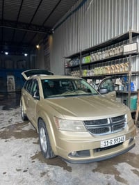 دوج جورني • ٢٠١١ • ٦ سلندر