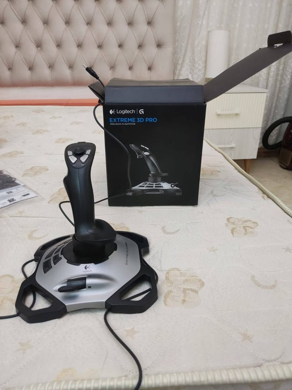 للبيع الجهازين بحاله ممتازه لسا جديد عايز ابيعو عشان السفر بس 
السعر 1500 الاتنين


**إذا كنت صاحب هذا الإعلان وتريد حذفه لأي سبب، رجاءا أرسل رسالة إلى الدعم الفني**