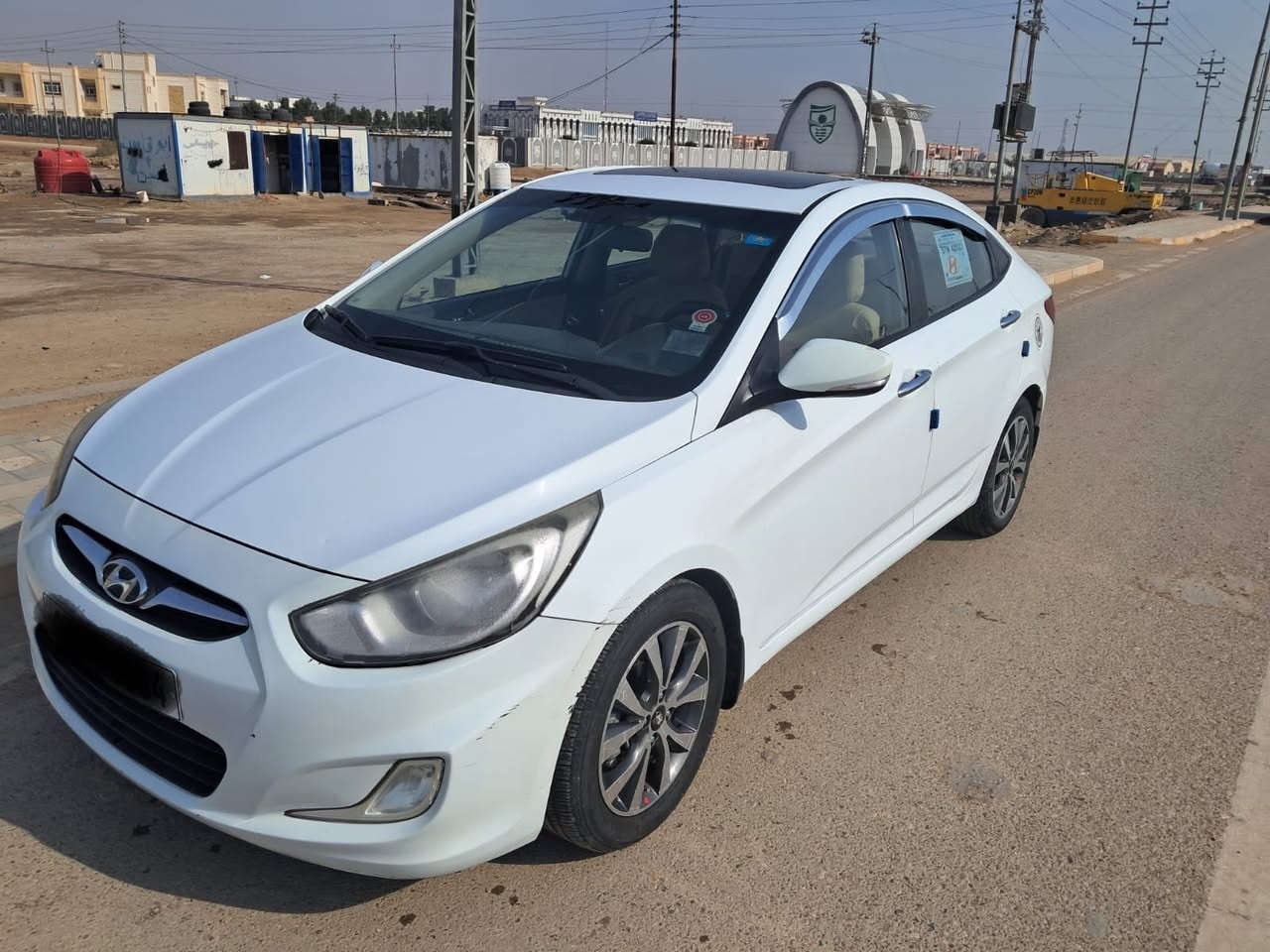 اكسنت ١٥ رقم ميسان الانكليزي
باسمي تحويل ثاني يوم 
محرك 1600
فتحه تخم تاير شاشه 
اشاير مري
نظام Eco
مكفوله عدا تكحيل بسيط قبر اليده جهه السائق 
السعر 120 
للتواصل ***********
مكلف النشر
