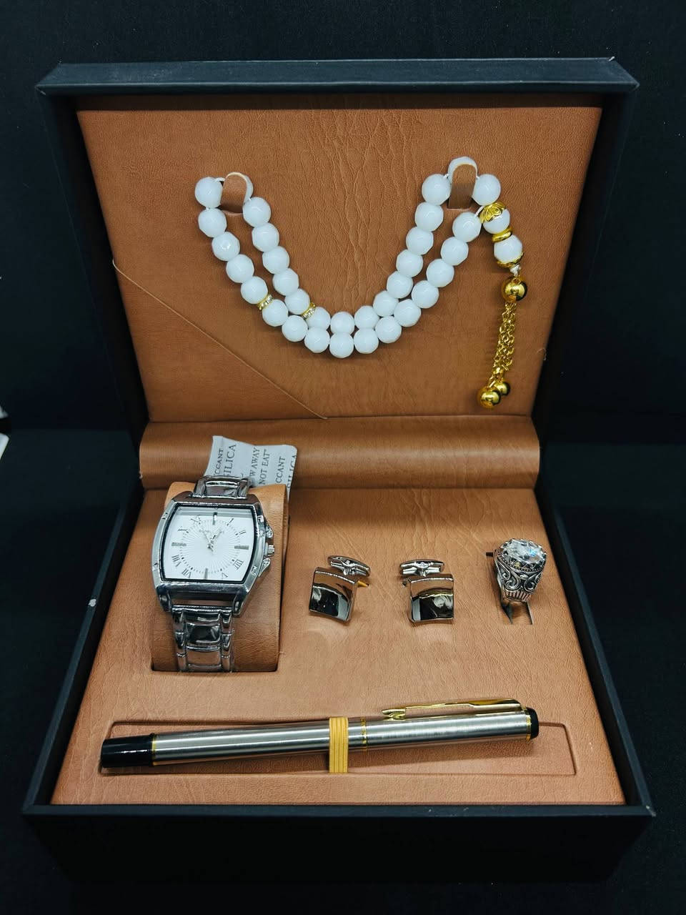 @إشارة 

🔥 أقوى عروض الهيبة والفخامة 🔥
ساعة + خاتم + كبك + قلم + مسباح 🖤⌚
✨ طقم رجالي كامل يرفع هيبتك
وبسعر خيالي داخل خصم 😍
🎁 مناسب للهدية والاستخدام اليومي
📦 توصيل لكل محافظات العراق
🚚 اطلبه هسه قبل نفاذ الكمية
قناة التلي/.  https://t.me/smailAH


**إذا كنت صاحب هذا الإعلان وتريد حذفه لأي سبب، رجاءا أرسل رسالة إلى الدعم الفني**