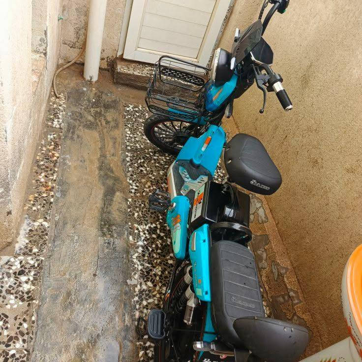 سلام عليكم بـاسـكـل 11Gشحن البيع نضيف قليل ستخدام  اربع بطاريات شاحنه موجوده  المكان كربلاء السعر   350 وتفاوض خاص او وتساب  ***********
