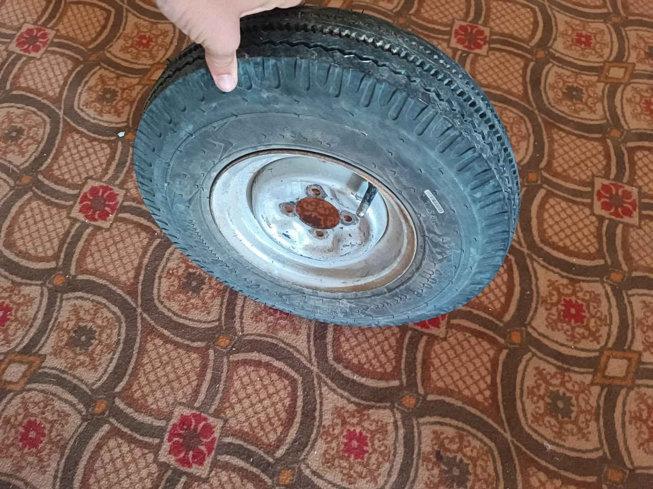 سلام عليكم سبير تكتك للبيع جديد ومسجل ومرايه اليحب يتصل ***********
