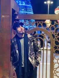 اخواني الي محتاج توصيل بالدارجة اني خادم الي عنده غراض يريد ابو توصيل ...