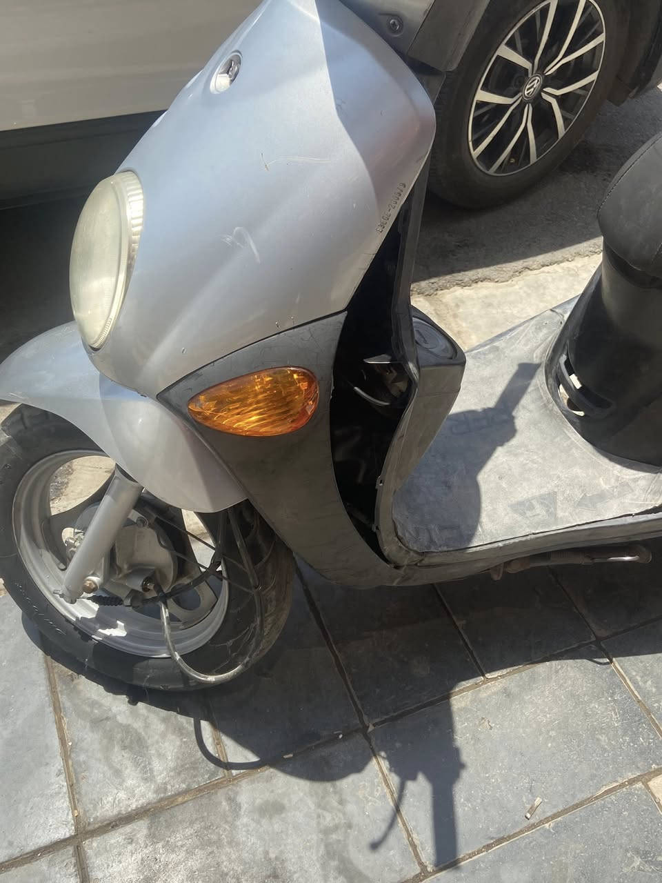 سلام عليكم دراجه فله جديده بس ضربه بل صفحه ترجع بل  حراره  دراجه جديده برغي ما مفتوح منه كله بلاديه     ***********. هاذ رقمي شراي. يراسني
