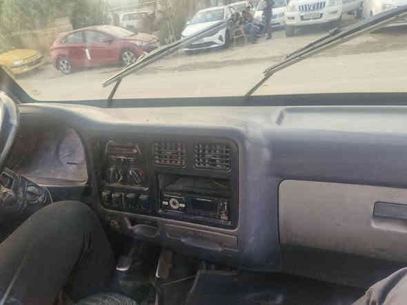 كيا فنتيره قلاب مديل98 باسمي رقمها بابل انكليزي سنويه جديده لنهايه ٢٩  مكاني كربلاء  سعرها 48 بيها مجال حك الجيه *********** غراض وياها الغد المضروب والشباك الامامي ماشادهن
