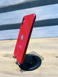 ايفون 11 • ١٢٨ جيجا • سماعه ما تشتغل