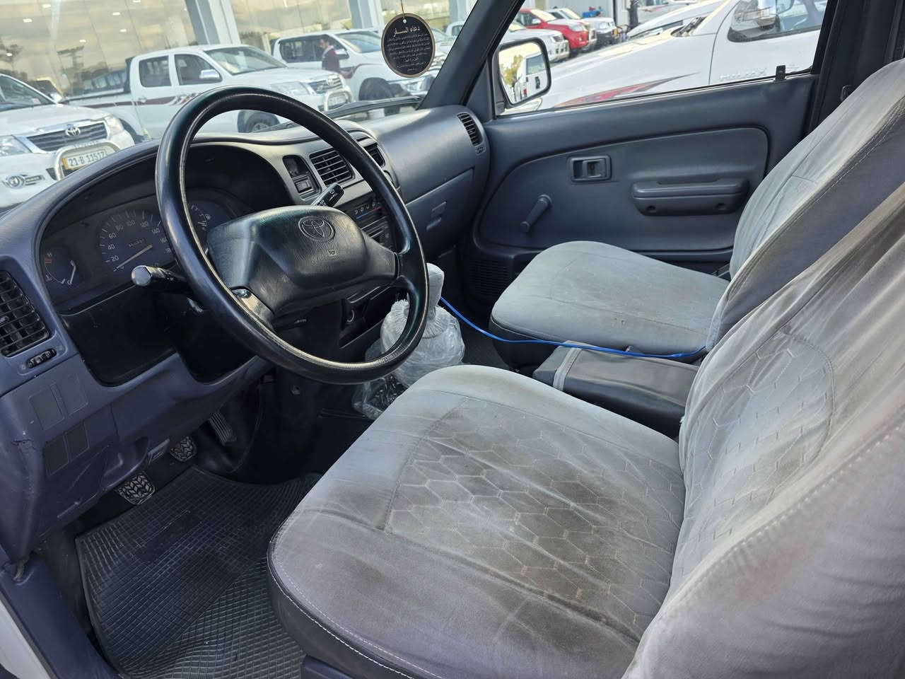 سلام علیکم
جمرە2001
تایرات جدید رقم اربیل بسمی
کیرمحرک شاصی اکسل کل بشرط
کفاله عامه سونر موجود دعامیە لدعامیە
مکانی سلیمانیە کلار 
خابر خدمتک
*********** كركوك, العراق
