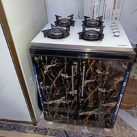 طباخ منضدي للبيع مع كاونتر السعر ١٣٠ لتواصل الاتصال على الرقم ٠٧٧١٥٨١٨...