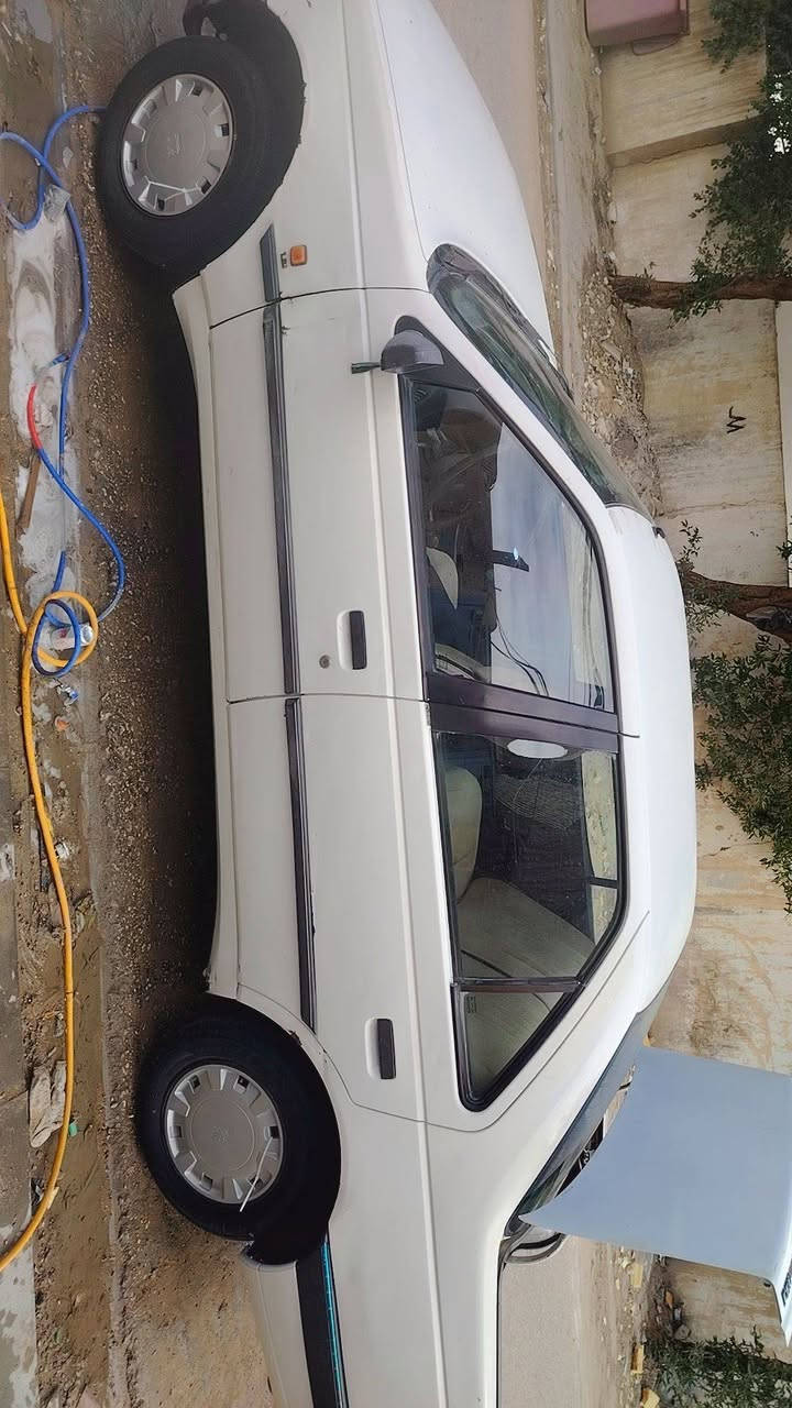 سلام عليكم للبيع سعر ٢٨ *********** رقمي تصل بي واساب  لل 27  رقم
