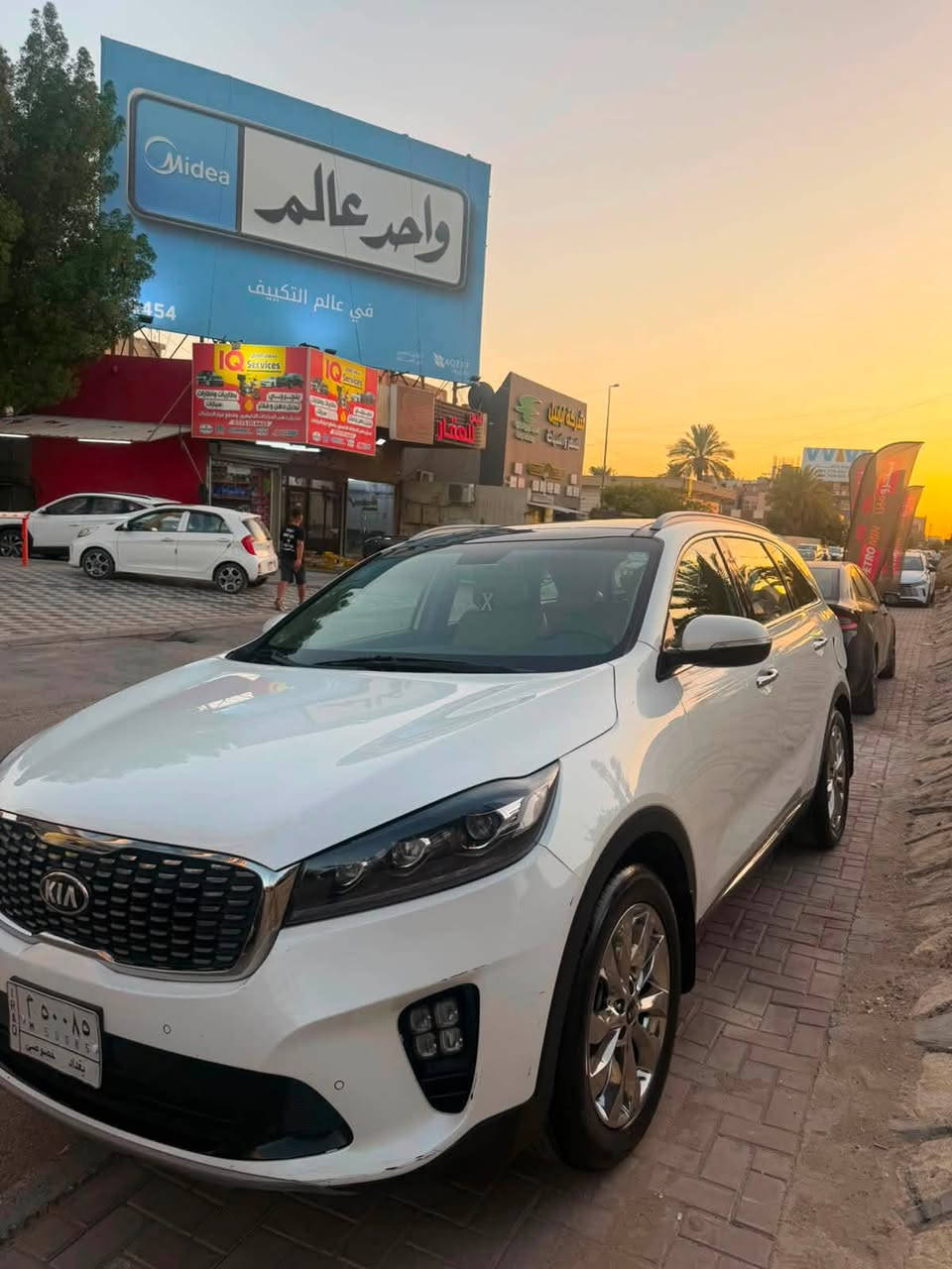 🔥 سورينتو خليجي 2019 شكل ال 2020 🔥
📍 رقم بغداد باسمي

📍 مكان السيارة: بغداد

المواصفات:

✅ بصمة تشغيل

✅ بانوراما 

✅ مقاعد كهربائية 

✅ تبريد وتدفئة للمقاعد الأمامية

✅ ستيرن كهربائي

✅ شاشه 

✅ AUTO START / STOP

✅ نظام دفع رباعي (4WD)

✅ إشارات بالمرايا

✅ مرايا كهربائية مع شفط عند القفل 

✅ لايت عدسة زينون (العالي والوناصي)

✅ إنارة LED

📝 بارد فقط الباب (PDR) عكس السائق نصف من الباب يعني جزء محدد  

السعر ::::/210 ورقه وبيها مجال للشراي

عنوان السياره بغداد حي العدل / او المنصور 

📞 للاستفسار والاتصال:  ***********
***********
