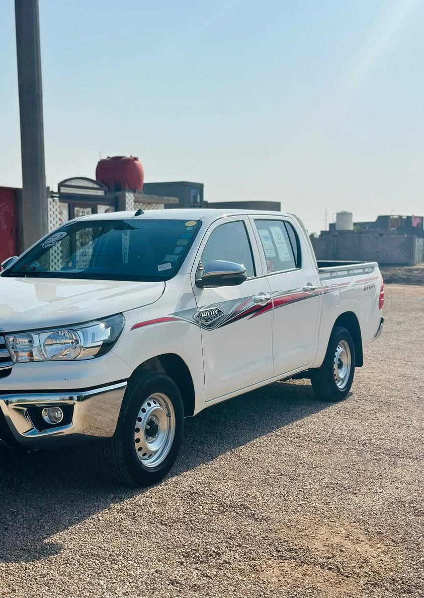 سلام عليكم للبيع بيكم 2024 رقم مثنى جديد ابسمي سنويه ال 2030سياره جديد مال جياني السعر 230 بيه مجال مكان بلرميثه وهاذ رقمي *********** بيع مرواس بيكم سياره ماشيه 48 فقط
