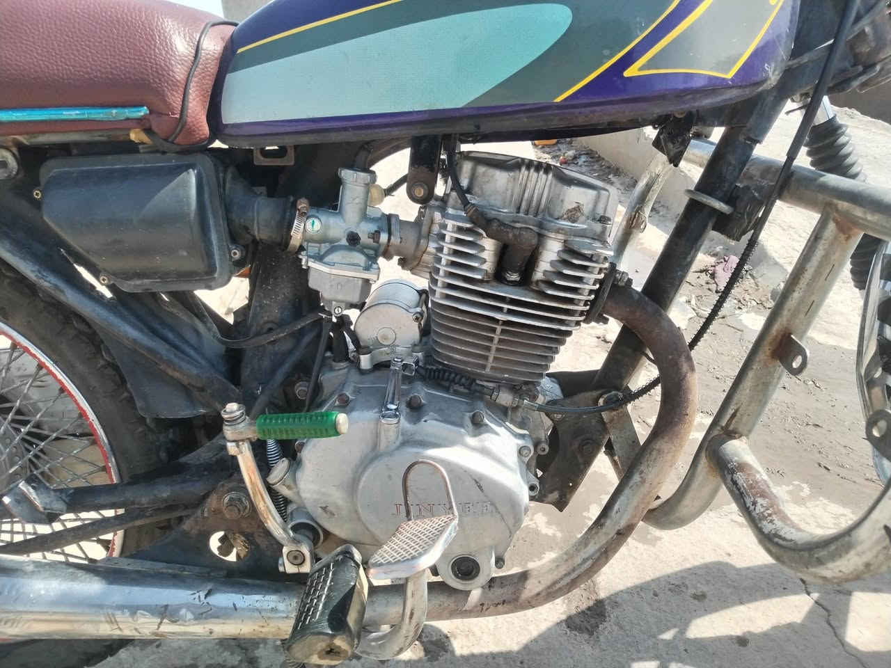 السلام عليكم
اخوان دراجه للبيع او مراوس شعندك نزلل
الدراجه كلك كلك كلك
خاص مارد اتصل ***********
