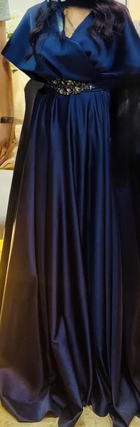 ملابس • مقاس ٣٨-٤٠