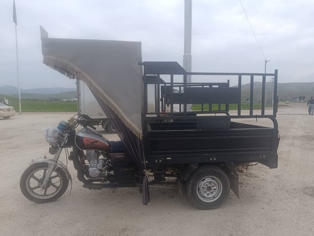 سةرةتا بةناوي خواي گةورة ئةم ماتؤرة بؤفرؤشتن موديل 21نوقساني تيياني وةشةت *********** كالار, السليمانية
