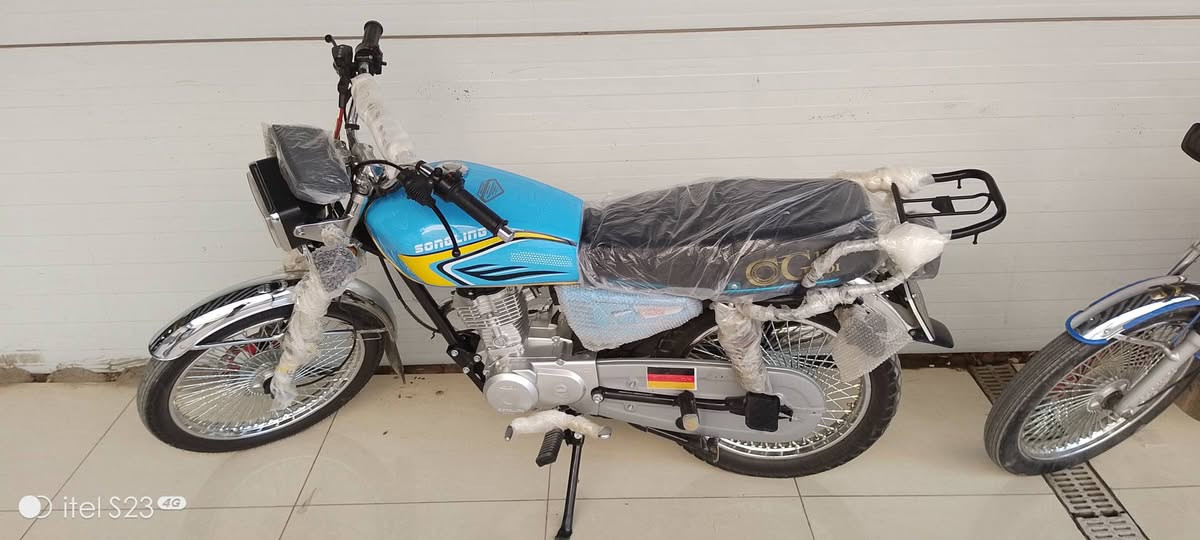 ياالله
جوه سوك انبيع 

سلام عليكم شباب دراجه تايكر للبيع  

لون سمائي

درجة خير من الله شلعه معدل 

موديل 26محرك 125

الأسفسار  ***********

مكاني ديالى بعقوبه جسر خرنابات  📍📍

والي مايعرف بسعارهن ﻼ يكسر بحلال العالم 

نورنه بكلمه مثل وجهك الطيب
