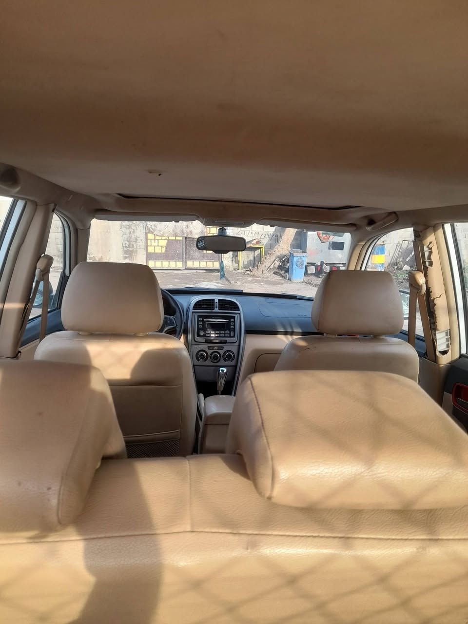 السلام عليكم تيكو 2013 بيه طخه بل جاملغ الخلفي جهت اليمنه موضح بل فديو رقم قادسيه بسمي مكان بغداد ***********)سعر 38 بيع او مرواس حسب القناعه
