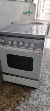 طباخ شغال • كاونتر قطعتين • مكان البياع