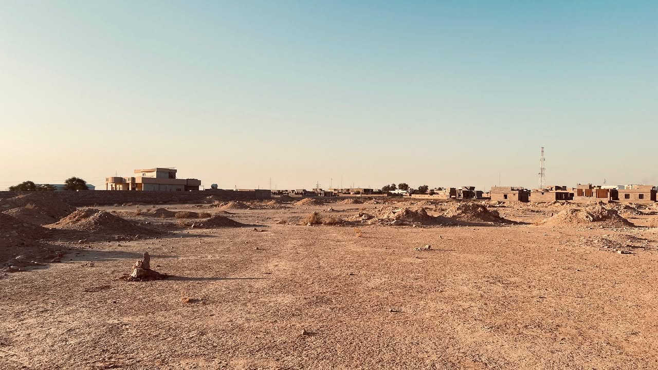 يوجد أرض  للبيع تقع بالقرب من قاعة دريم سيتي،
بمساحة   1000 م  مربع. 

للاستفسار والتواصل ***********
