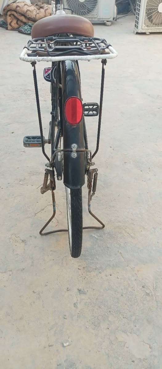 سلام عليكم باسكل لبيع جديد مابي اي شي محافضه النجف حولي مقابيل مدرست كميل ابن زياد باسكل عايزله بس غسل باسكل حجم 26 سعره 60 رقم ‏‪***********‬‏
