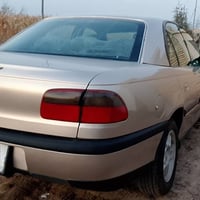 اوبل اوميكا (بزون) محرك ام القبق الاسود 2000 رقم الانبار مشروع وطني بس...